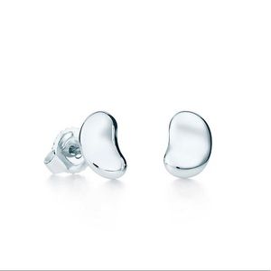 Tiffany’s Bean Design Earrings